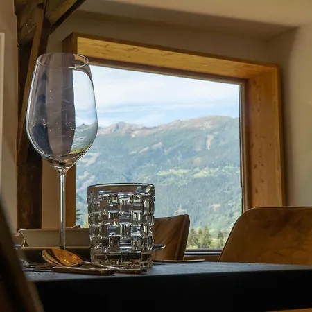 Schmelz Huette Mit Sauna Und Garten Alpesi faház