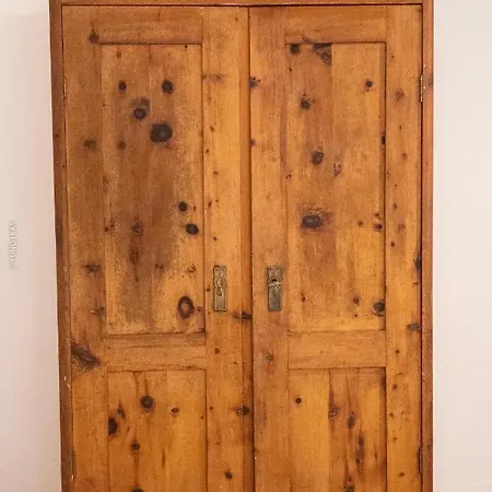 Schmelz Huette Mit Sauna Und Garten フラタッハ