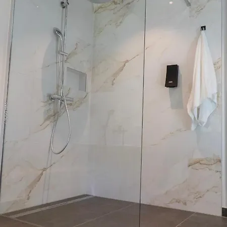 Schmelz Huette Mit Sauna Und Garten Alpesi faház Flattach