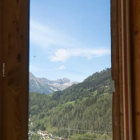 Schmelz Huette Mit Sauna Und Garten フラタッハ