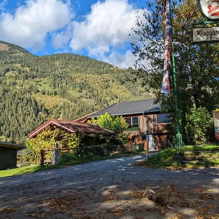 Schmelz Huette Mit Sauna Und Garten シャレー *