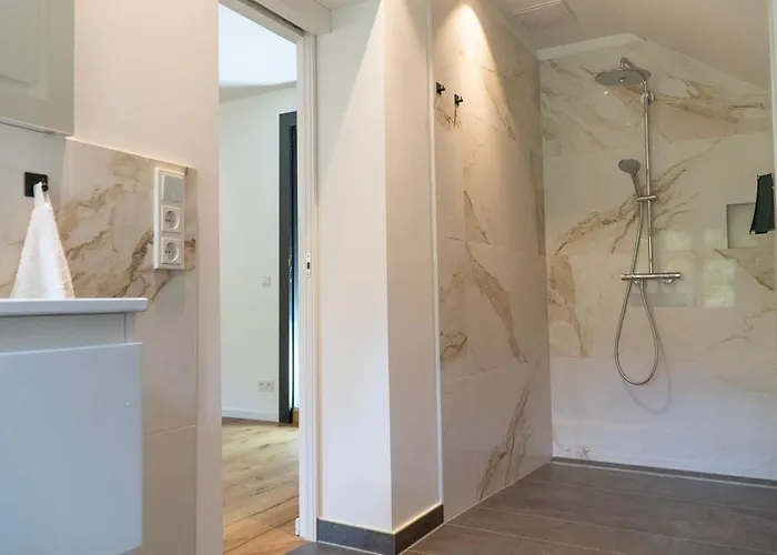 Schmelz Huette Mit Sauna Und Garten Chalé Flattach