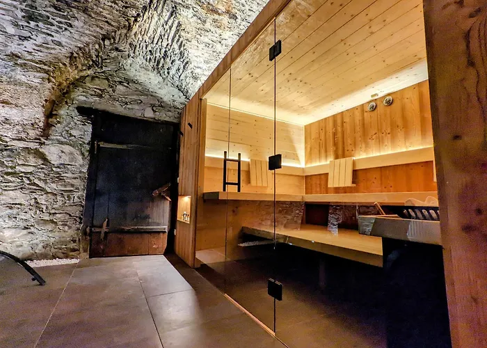 Schmelz Huette Mit Sauna Und Garten *